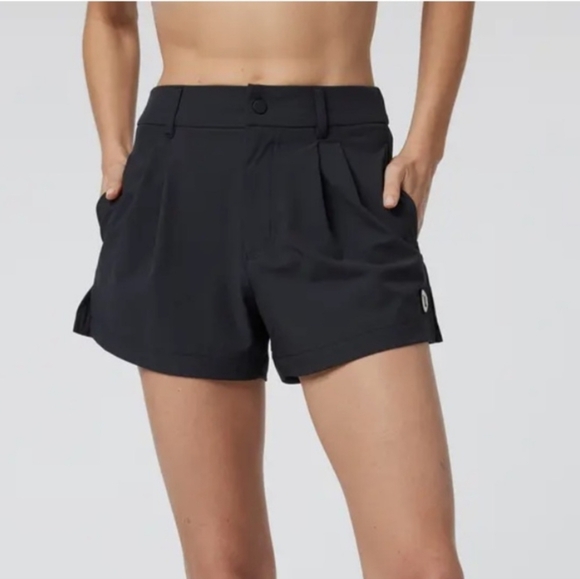 Vuori Solar Black Shorts XS - Picture 1 of 9